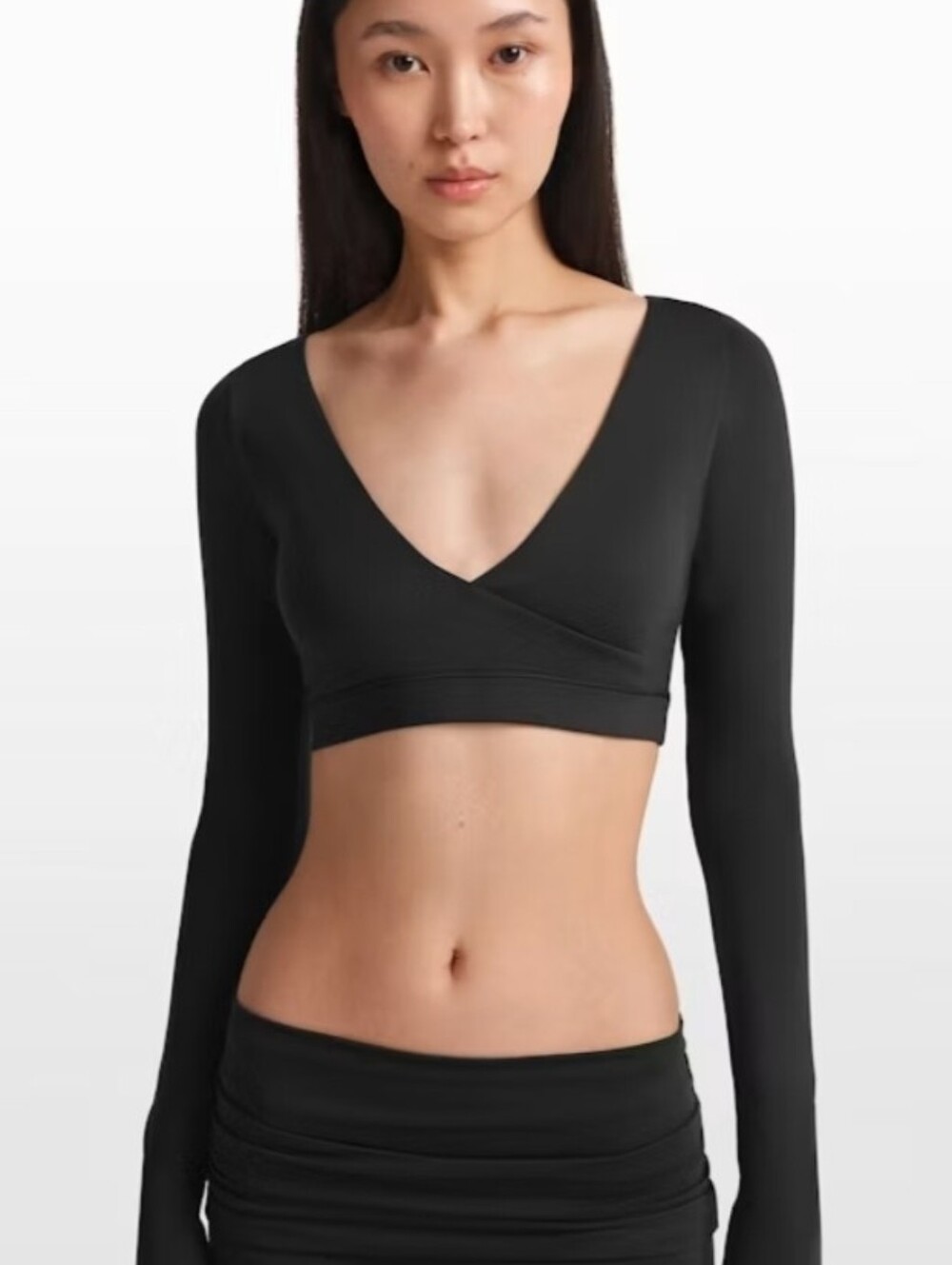 NikeSKIMS MATTE wrap long sleeve cropped top Size SMALL